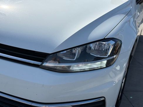 Used 2020 Volkswagen Golf 4-Door FWD image 11