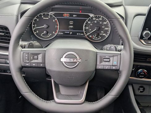 New 2026 Nissan Rogue SV FWD image 10