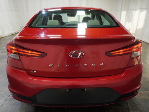 Used 2020 Hyundai Elantra SE image 4