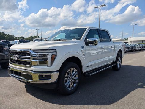 New 2025 Ford F150 Lariat w/ Equipment Group 502A High image 9