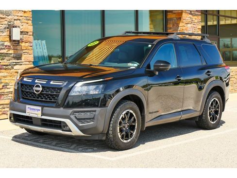 Used 2023 Nissan Pathfinder Rock Creek image 7