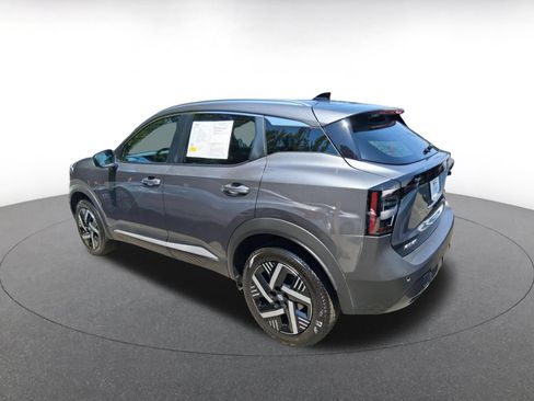 Used 2026 Nissan Kicks SV w/ Cold Weather Package FWD image 12