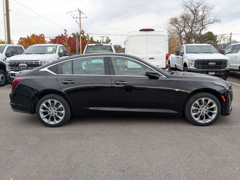 Used 2023 Cadillac CT5 Luxury image 2