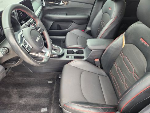 Used 2023 Kia Forte GT image 13