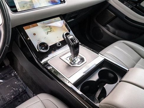 Used 2021 Land Rover Range Rover Evoque SE image 15