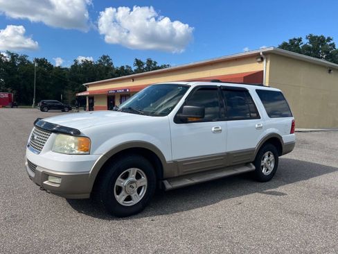 Used 2004 Ford Expedition Eddie Bauer image 1