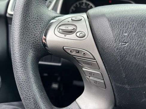 Used 2018 Nissan Murano S AWD/4WD image 14