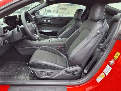 New 2025 Ford Mustang Coupe image 7