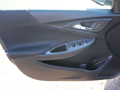 Used 2024 Chevrolet Malibu LT image 16