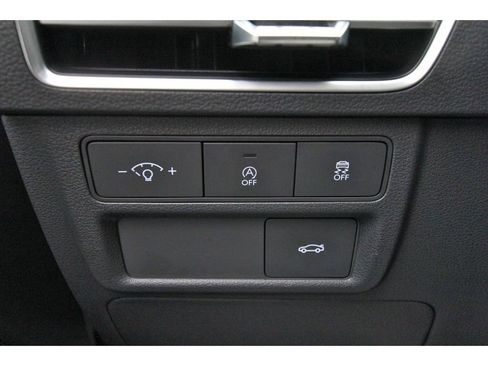 Certified 2025 Hyundai Sonata SE FWD image 22