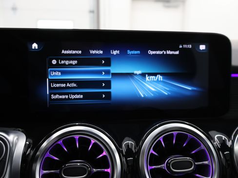 Used 2022 Mercedes-Benz GLB 35 AMG 4MATIC image 77