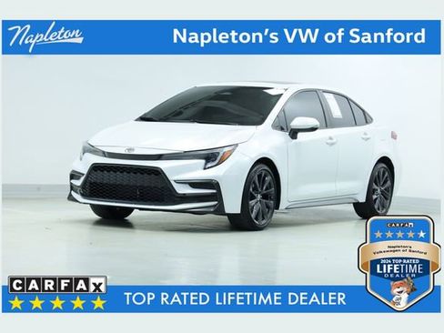 Used 2023 Toyota Corolla XSE FWD image 1