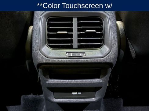 Used 2023 Volkswagen Taos SE w/ Panoramic Sunroof Package AWD/4WD image 11