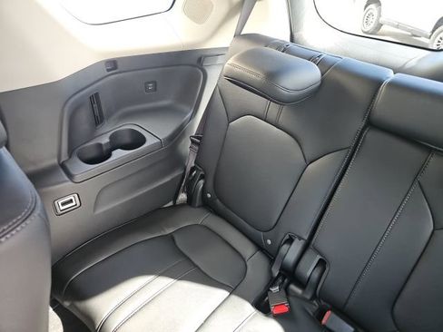 New 2026 Honda Pilot Touring image 8