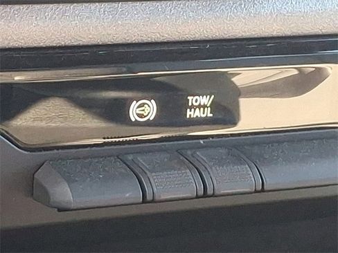 Used 2023 RAM 3500 Tradesman w/ Chrome Appearance Group image 23