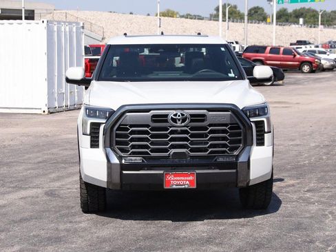 Used 2025 Toyota Tundra Platinum w/ TRD Off-Road Package AWD/4WD image 4