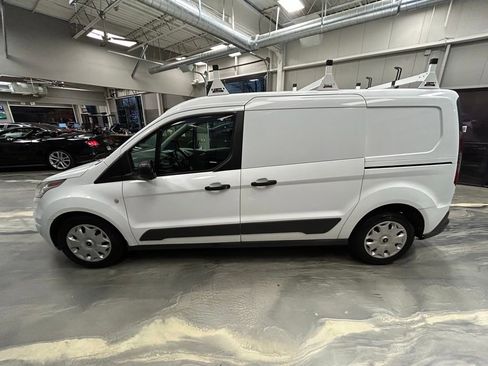 Used 2018 Ford Transit Connect XLT image 28