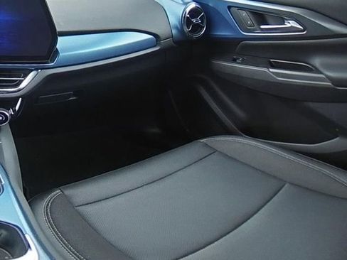 Used 2025 Chevrolet Equinox EV LT w/ Convenience Package FWD image 22