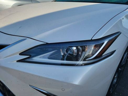 Used 2024 Lexus ES 350 w/ Accessory Package (Z2) FWD image 5