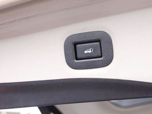 Used 2020 Nissan Rogue SV FWD image 8