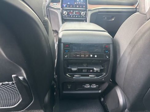 Used 2022 Jeep Grand Cherokee Summit w/ Adv Protech Group IV image 40