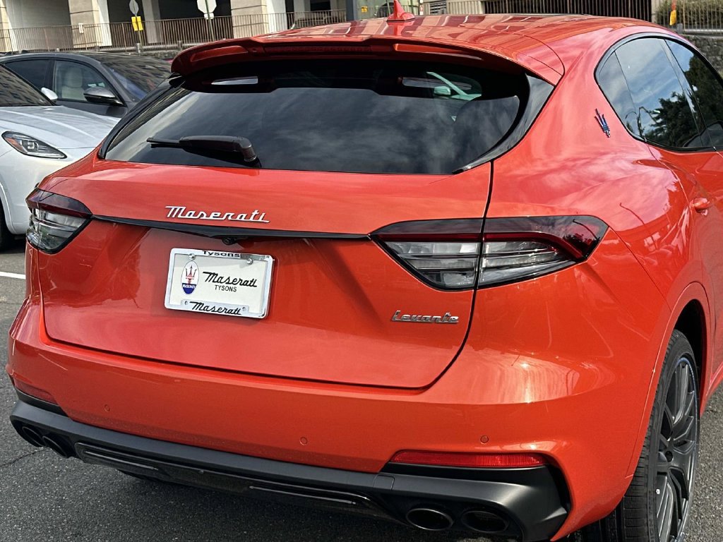 Certified 2023 Maserati Levante F Tributo AWD/4WD image 12