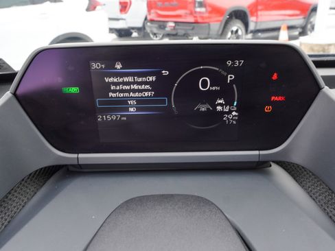 Used 2023 Toyota bZ4X Limited image 17