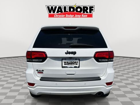 Used 2020 Jeep Grand Cherokee Altitude image 5