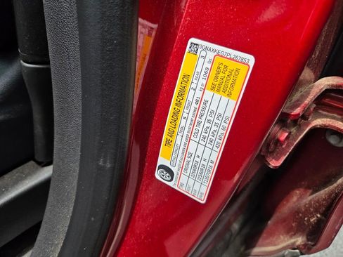 Used 2023 Chevrolet Equinox LT FWD image 6