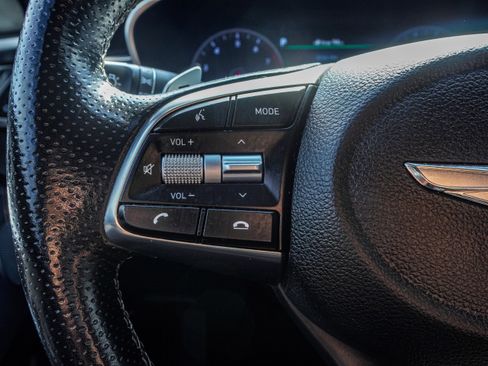 Used 2019 Genesis G70 2.0T Advanced w/ Elite Package image 20