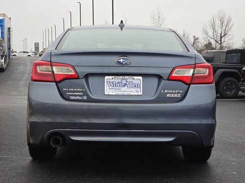 Used 2017 Subaru Legacy 2.5i Premium image 22