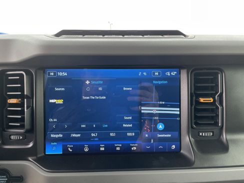 Used 2022 Ford Bronco Badlands image 18