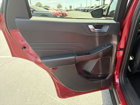 Used 2024 Ford Escape ST-Line FWD image 21
