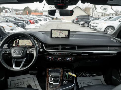 Used 2018 Audi Q7 3.0T Premium Plus w/ Premium Plus Package image 17