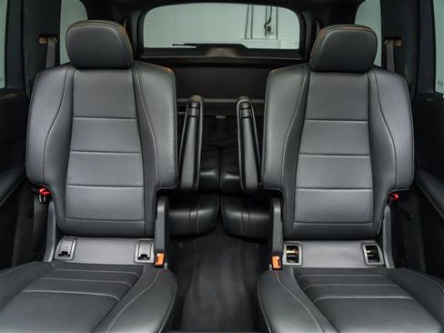 Used 2022 Mercedes-Benz GLS 450 4MATIC image 18