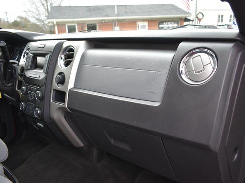 Used 2013 Ford F150 XLT w/ XLT Chrome Pkg image 18