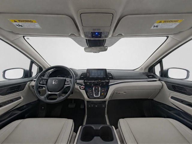 Used 2025 Honda Odyssey Touring image 14