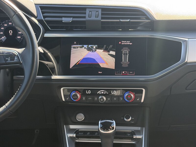 Used 2020 Audi Q3 2.0T Premium AWD/4WD image 19