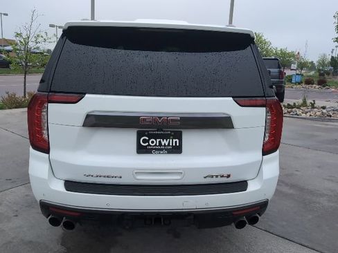 Used 2023 GMC Yukon XL AT4 w/ AT4 Premium Plus Package AWD/4WD image 7