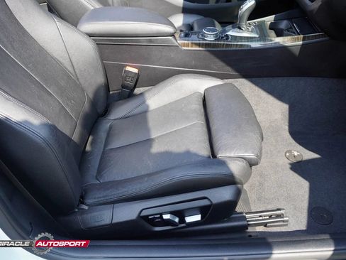 Used 2017 BMW 230i xDrive Convertible AWD/4WD image 27