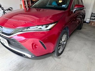 Used 2023 Toyota Venza Limited