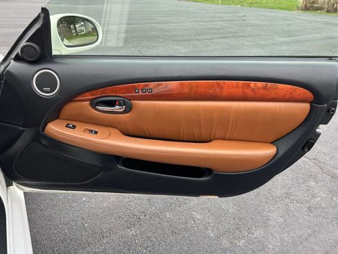 Used 2005 Lexus SC 430 Convertible image 27