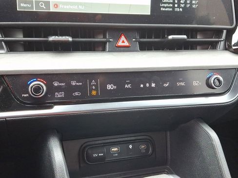 Certified 2023 Kia Sportage X-Line image 13