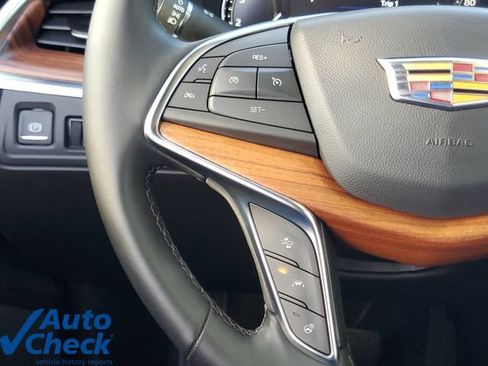 Certified 2025 Cadillac XT5 Premium Luxury FWD image 23