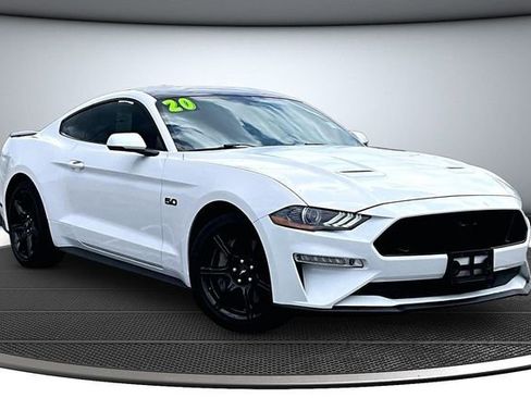 Used 2020 Ford Mustang GT Premium w/ Equipment Group 401A RWD image 3
