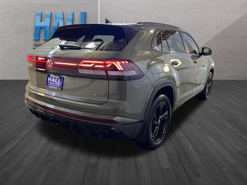 New 2026 Volkswagen Atlas Cross Sport SEL R-Line image 5