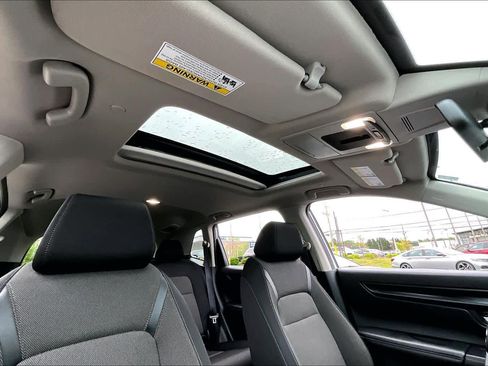 Used 2023 Honda CR-V EX image 14