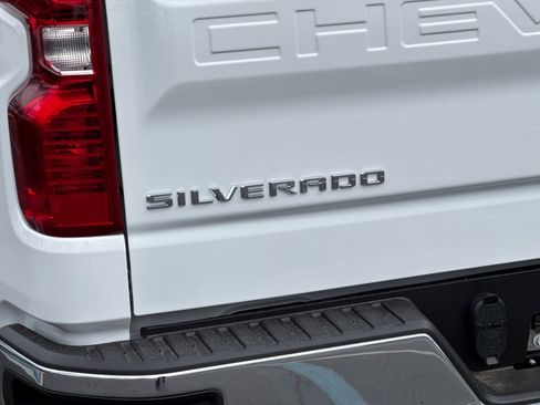 New 2026 Chevrolet Silverado 1500 LT image 25
