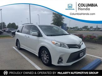 Used 2019 Toyota Sienna XLE FWD video 1