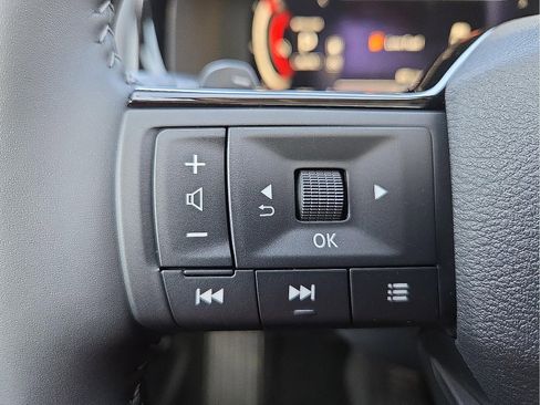 New 2026 Nissan Pathfinder SL AWD/4WD image 19